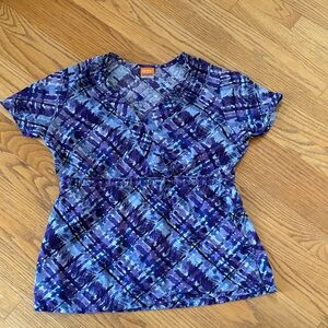 Grafx by Barco:  Purple Patterned V-Neck Short Sleeve Scrub top
